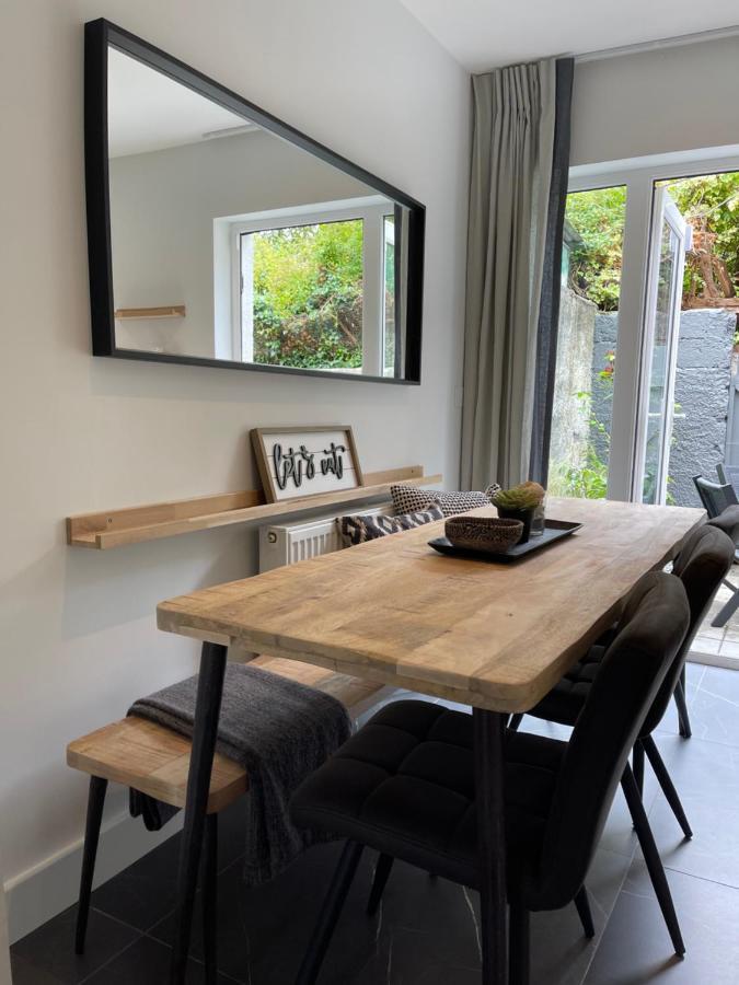 The Village House Malahide Exterior photo
